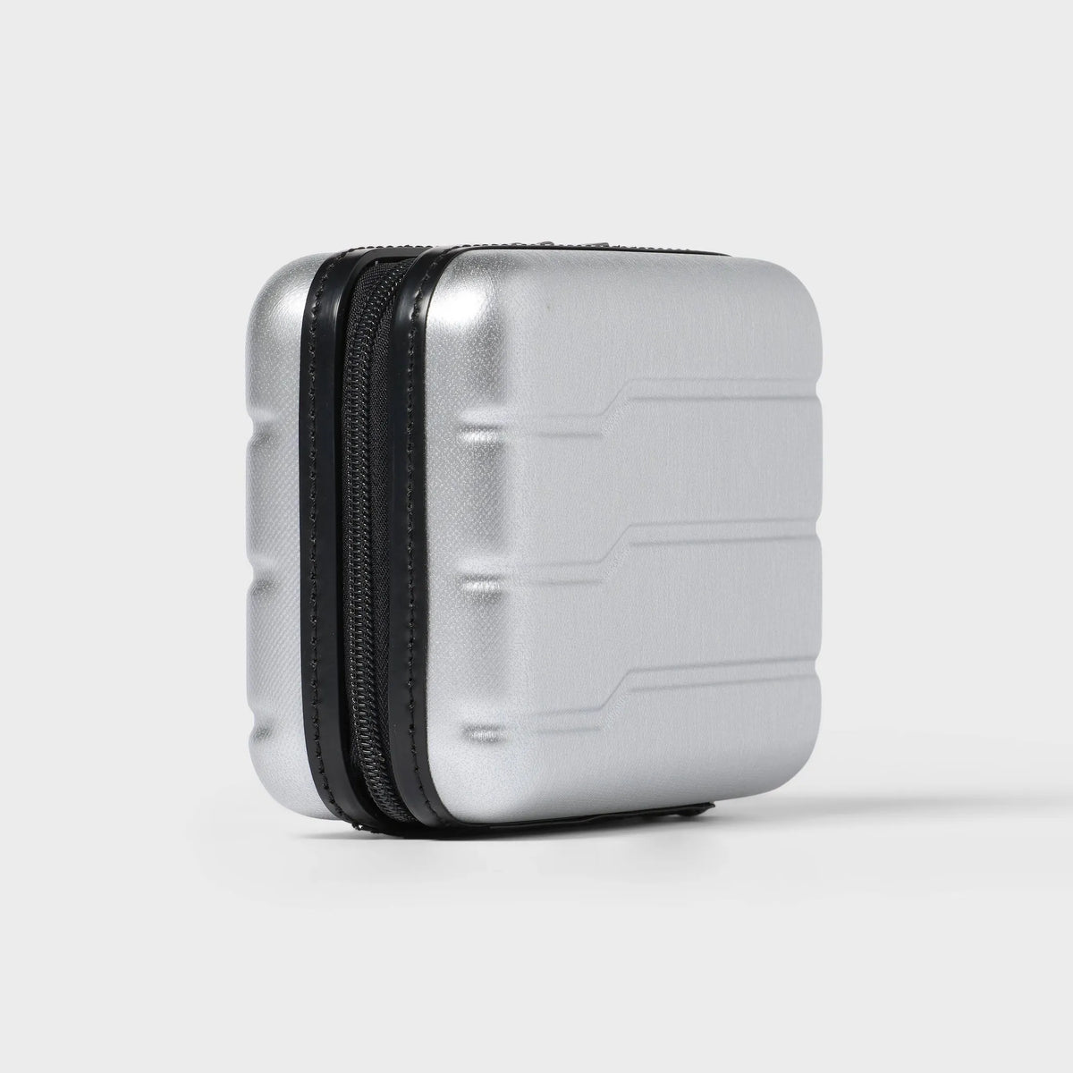 Open Story Hardside Dopp Kit Case - Silver – REBEL