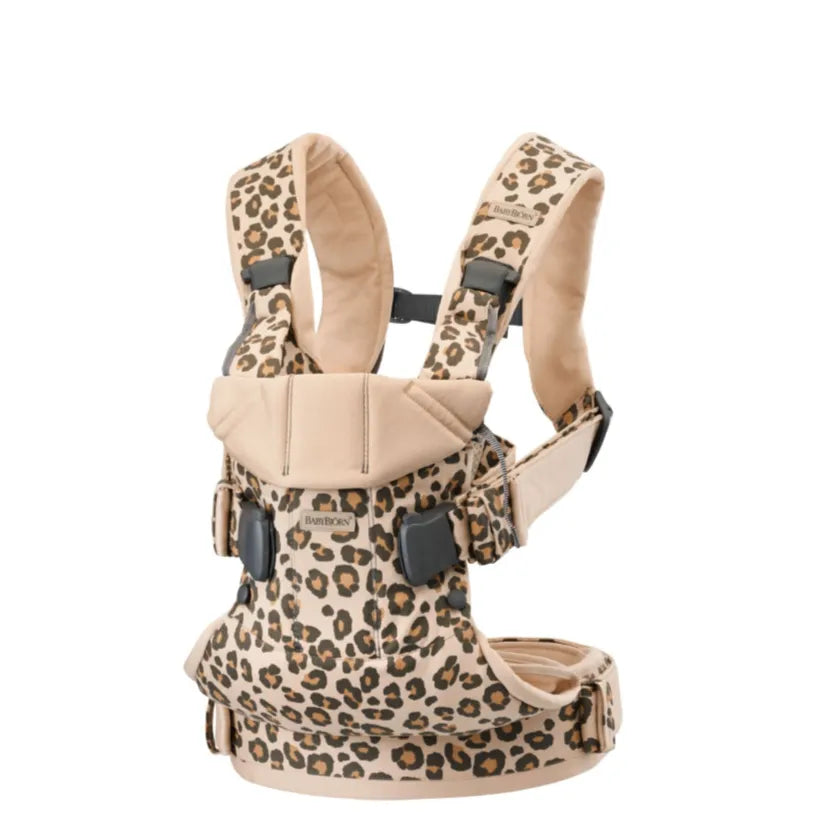 BABYBJÖRN Baby Carrier Mini レオパード Amazon.com: BabyBjörn Baby Carrier Mini, Cotton, Beige/Leopard