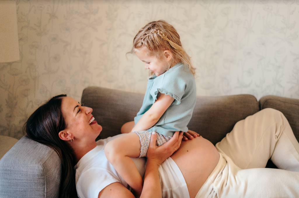 The Top 10 Products I Wish I Registered For as a First-Time Mom