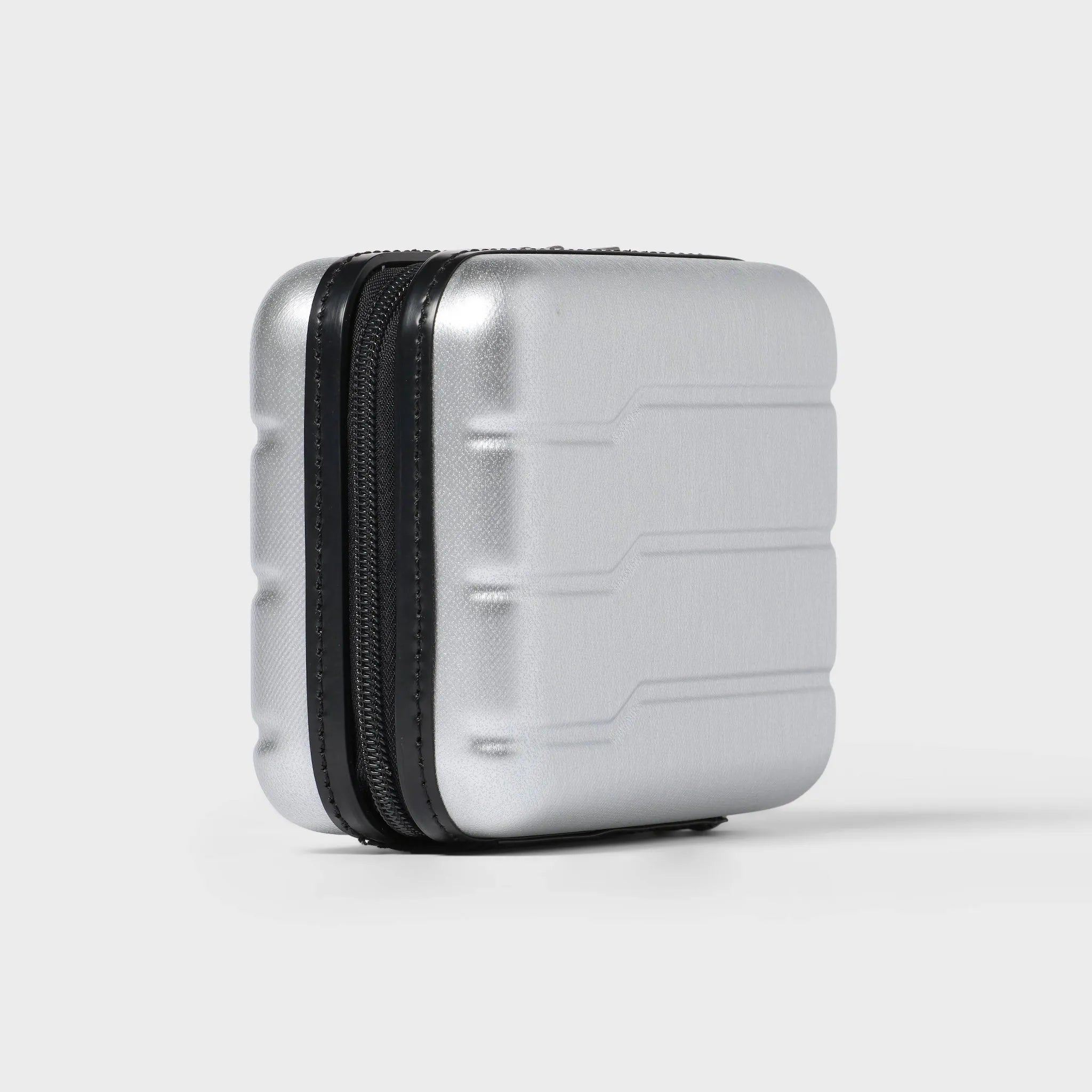 Open Story Hardside Dopp Kit Case - Silver – REBEL